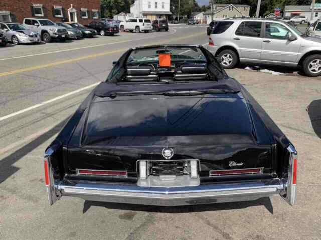 Cadillac Eldorado Convertible 1976 image number 17