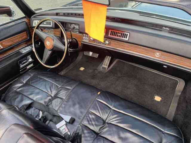 Cadillac Eldorado Convertible 1976 image number 6