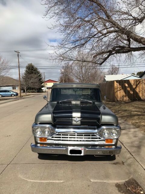 Ford F-100 1960 image number 0
