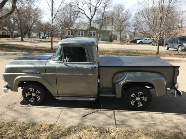 Ford F-100 1960 image number 12