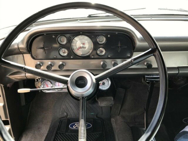 Ford F-100 1960 image number 6