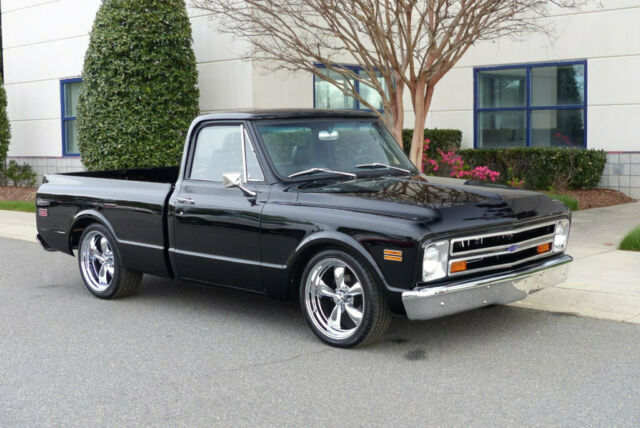 Chevrolet C-10 1968 image number 25