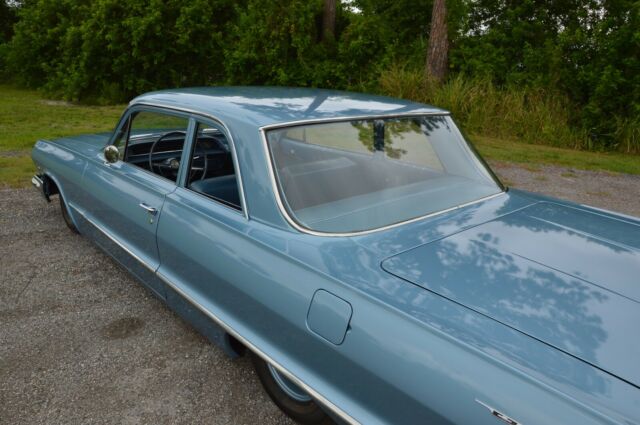Chevrolet Bel Air/150/210 1963 image number 6