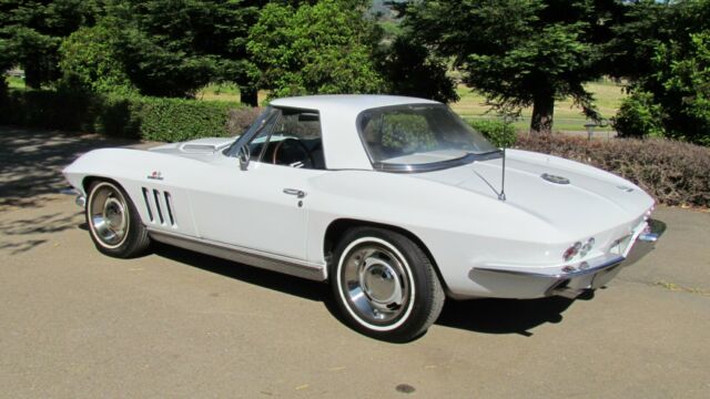 Chevrolet Corvette 1966 image number 32