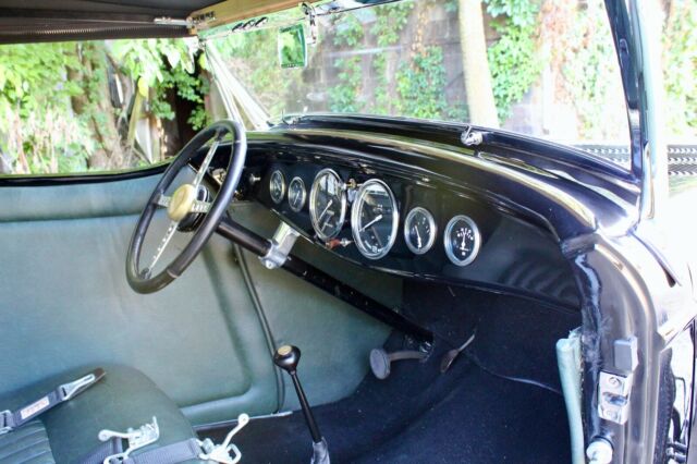 Ford Model 40 1934 image number 10