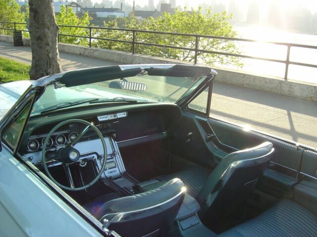 Ford Thunderbird 1964 image number 6