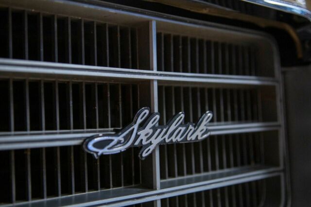Buick Skylark 1970 image number 32