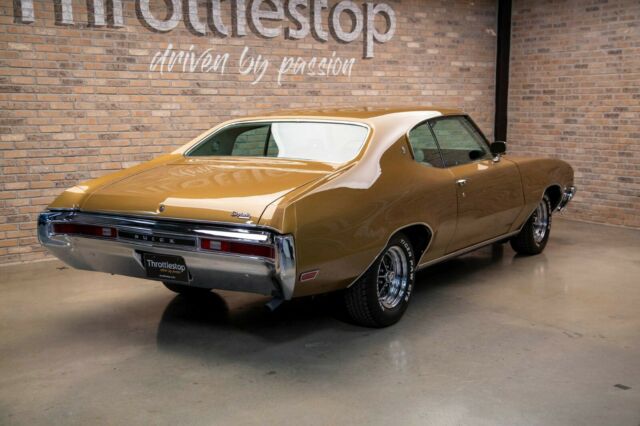 Buick Skylark 1970 image number 4