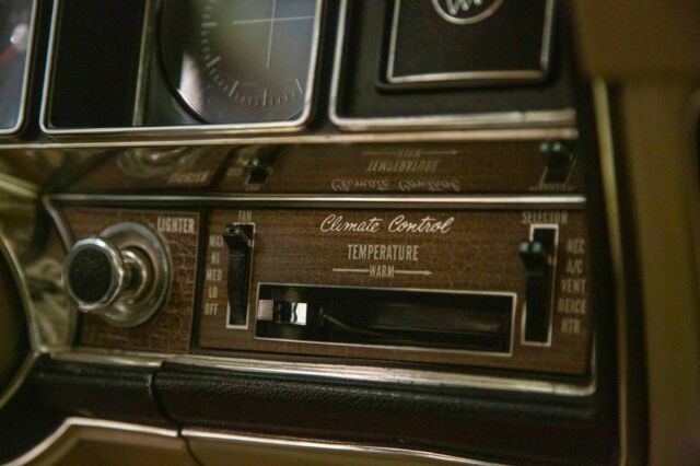 Buick Skylark 1970 image number 40
