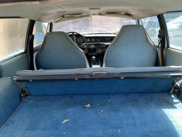 Volvo 1800 1973 image number 37