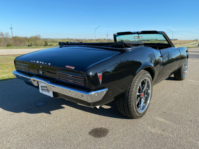 Pontiac Firebird 1968 image number 31