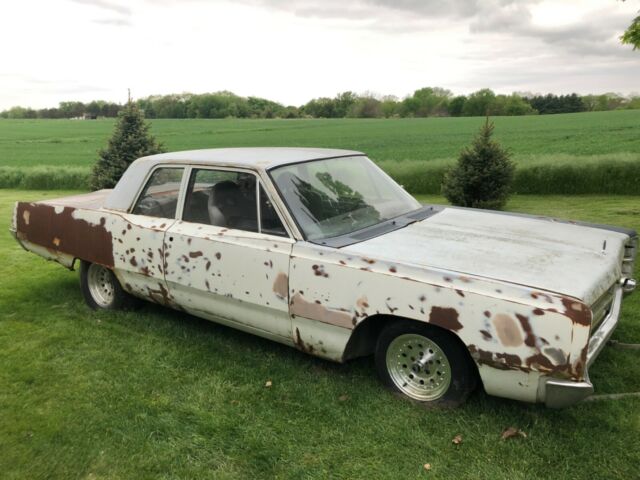 Plymouth Fury 1967 image number 13