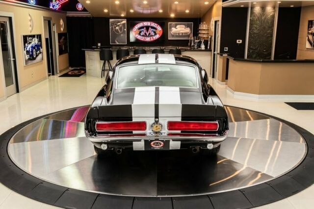 Ford Mustang 1967 image number 13