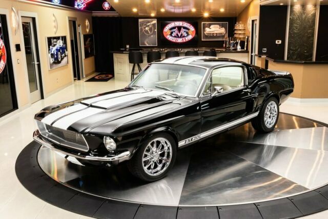 Ford Mustang 1967 image number 28