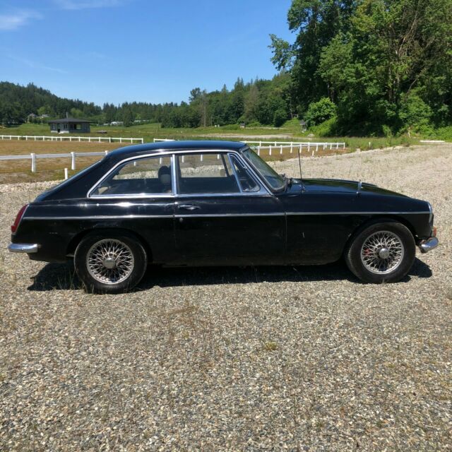 MG MGB 1968 image number 31