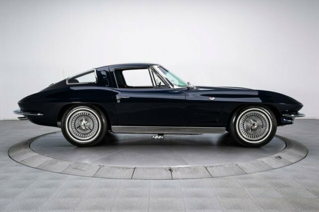 Chevrolet Corvette 1963 image number 8