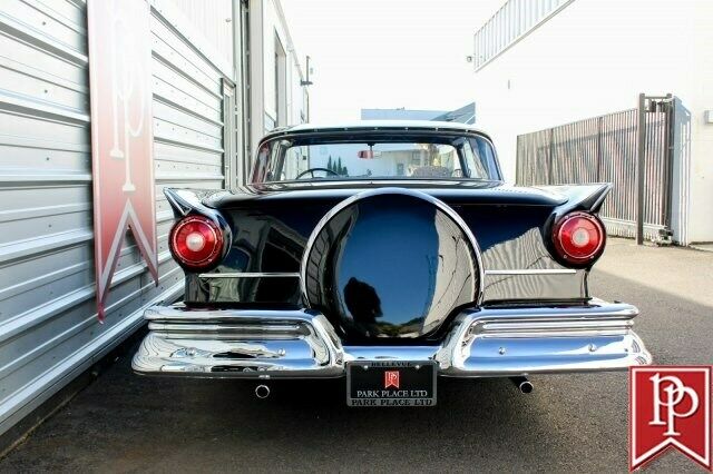 Ford Fairlane 1957 image number 15