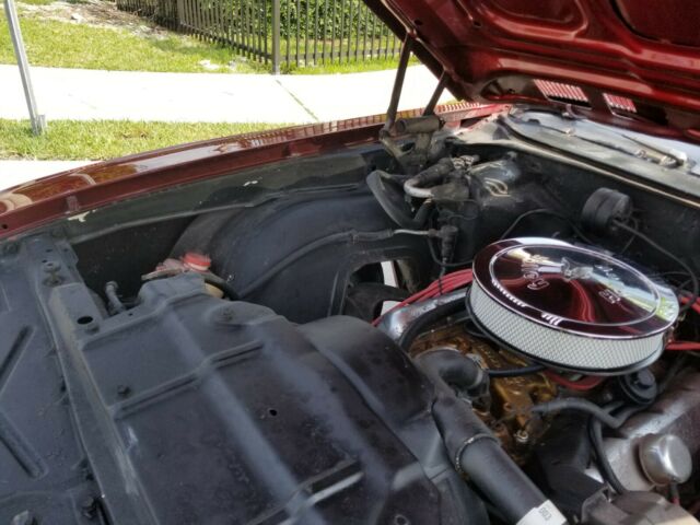 Oldsmobile Cutlass Supreme Classic 1971 image number 41