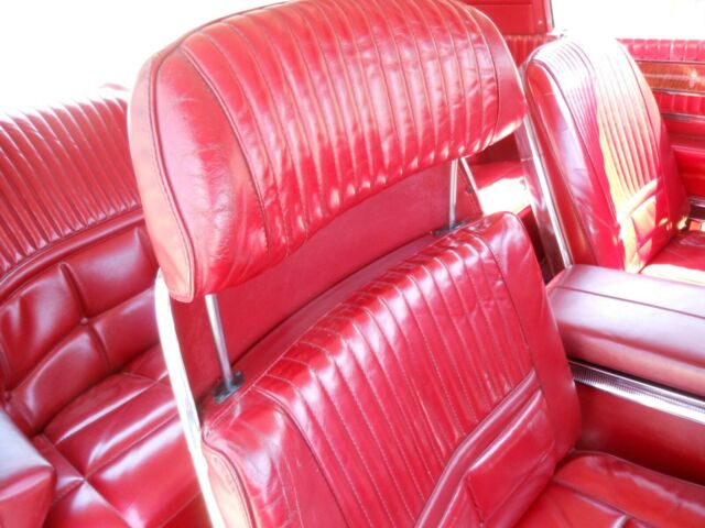 Ford Thunderbird 1966 image number 37