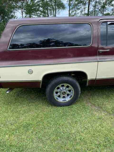 Chevrolet Suburban 1978 image number 30