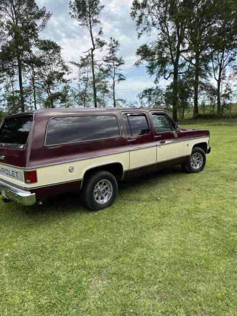 Chevrolet Suburban 1978 image number 4