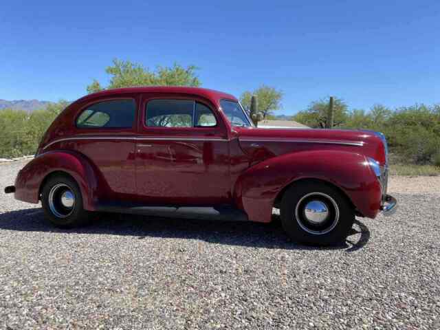 Ford 2 Door Sedan 1940 image number 27