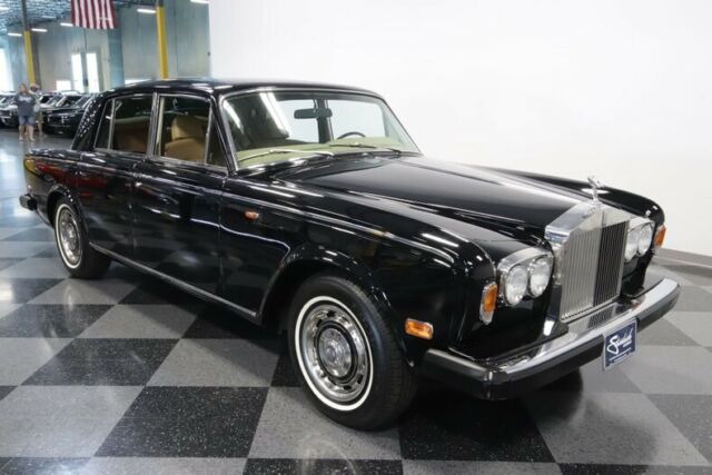 Rolls-Royce Silver Shadow II 1978 image number 17