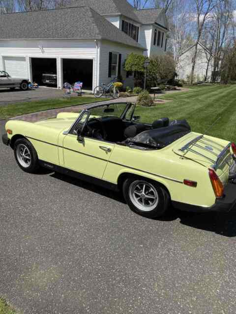 MG Midget 1977 image number 11