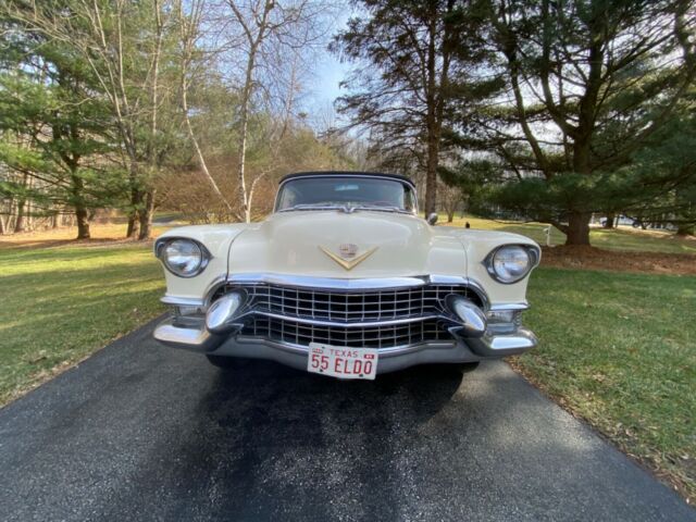 Cadillac Series 62 1955 image number 4