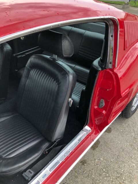 Ford Mustang 1967 image number 21