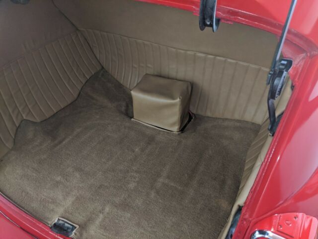 Ford Model A 1947 image number 18