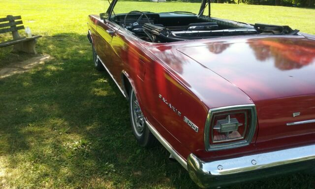 Ford Galaxie 1966 image number 7