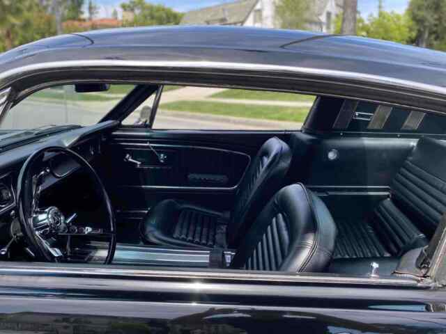 Ford Mustang Fastback 1965 image number 6
