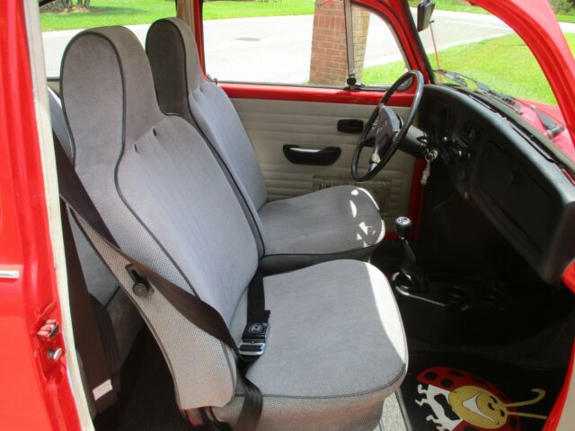 Volkswagen Beetle - Classic 1972 image number 32