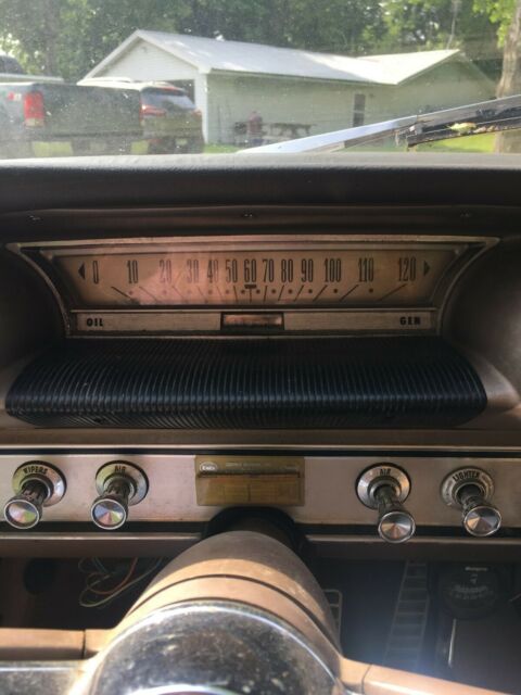 Ford Galaxie 1964 image number 31