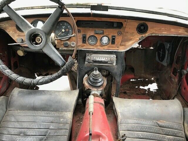 Triumph GT6 1968 image number 41