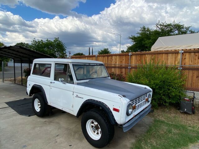 Ford Bronco 1970 image number 1
