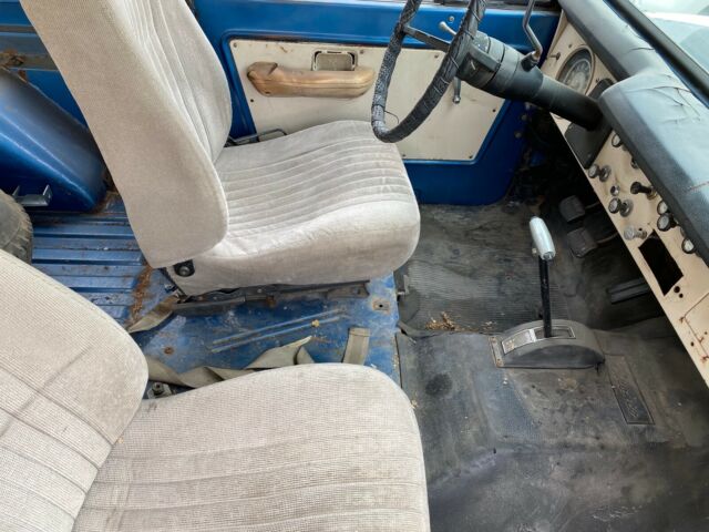 Ford Bronco 1970 image number 12