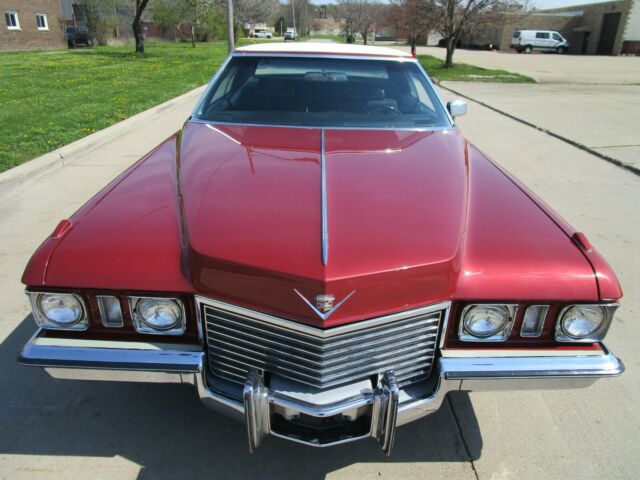 Cadillac DeVille 1972 image number 1