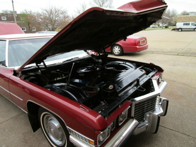 Cadillac DeVille 1972 image number 19
