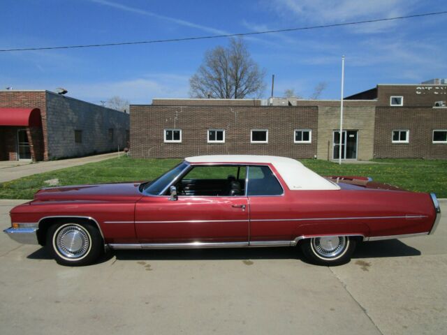 Cadillac DeVille 1972 image number 32