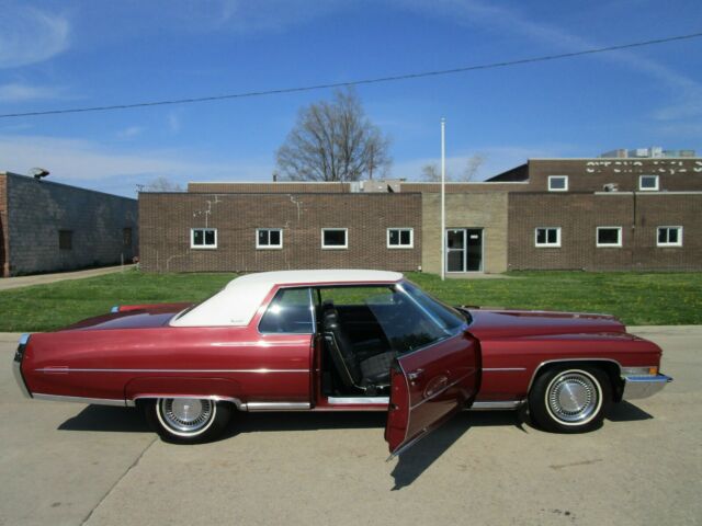 Cadillac DeVille 1972 image number 33