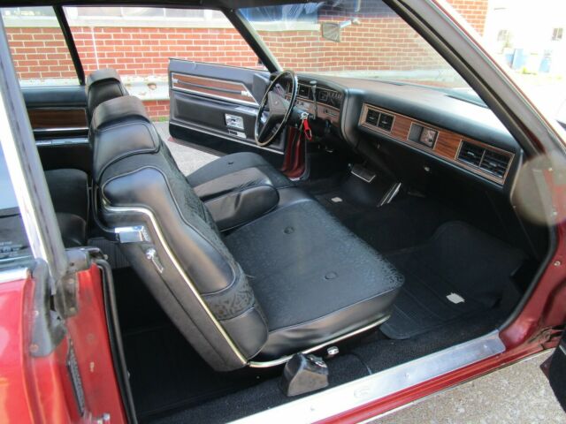 Cadillac DeVille 1972 image number 37