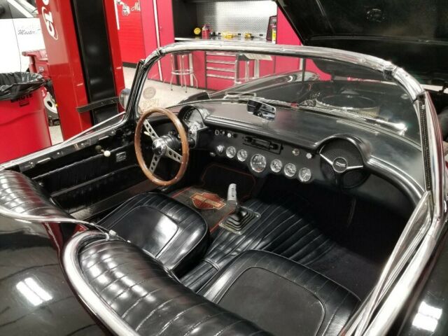 Chevrolet Corvette 1956 image number 4