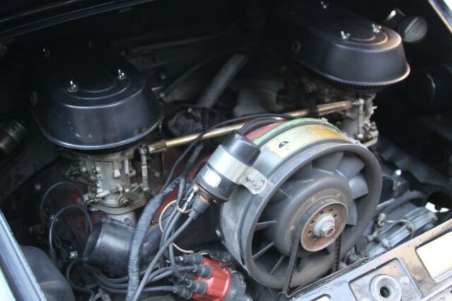 Porsche 911 1976 image number 18
