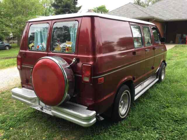 Dodge Sportsmans Wagon 1979 image number 4