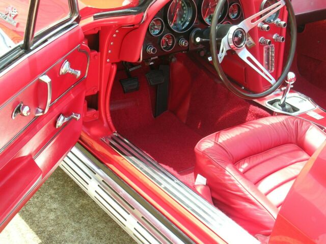Chevrolet Corvette 1966 image number 8