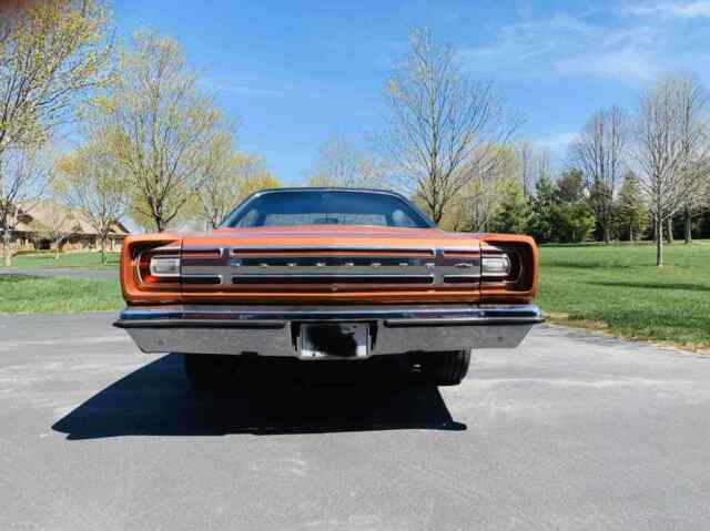 Plymouth GTX Hardtop 1968 image number 1