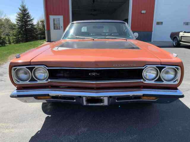 Plymouth GTX Hardtop 1968 image number 22