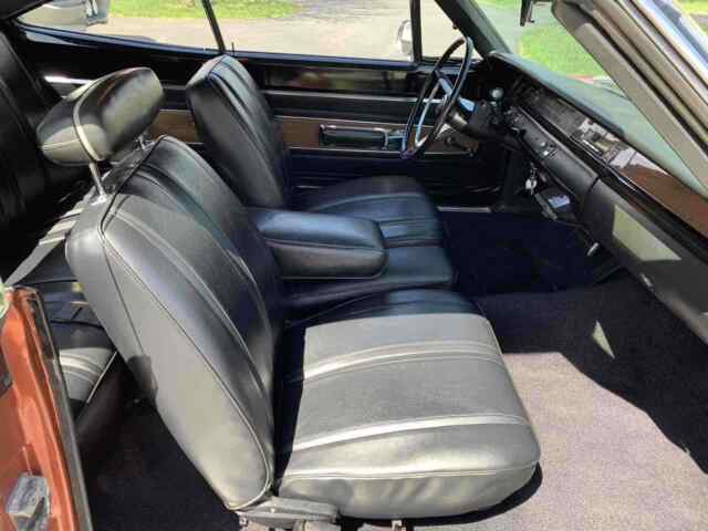 Plymouth GTX Hardtop 1968 image number 28